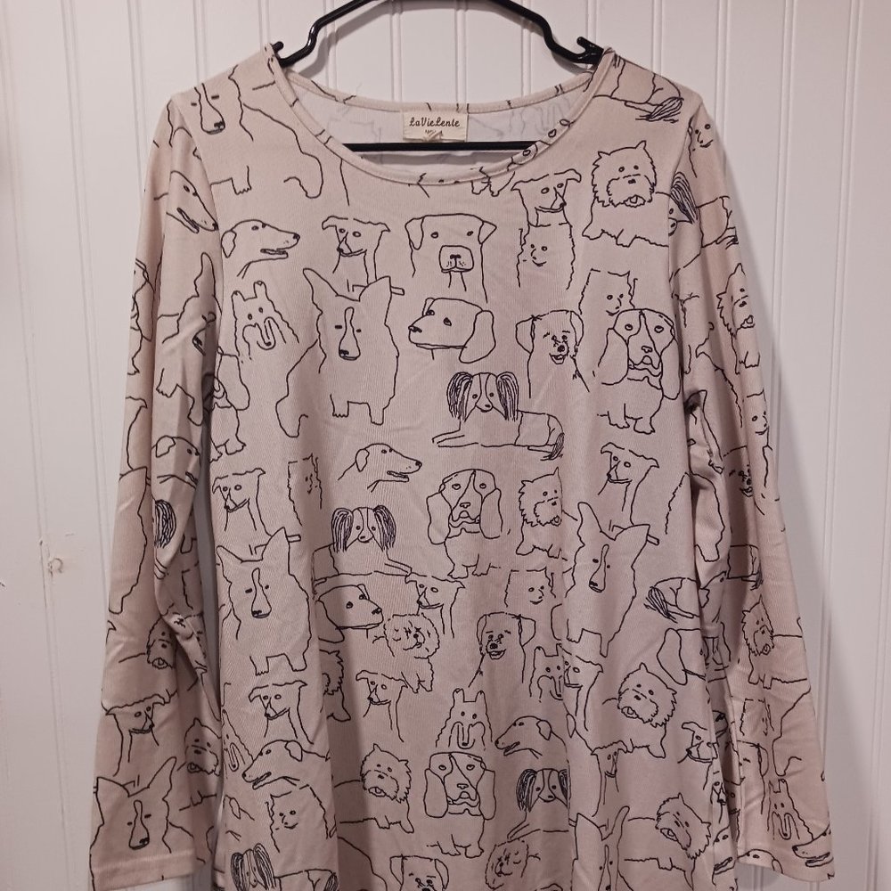 La Vie Lente Medium Long Sleeve Dog Top High Low Beige